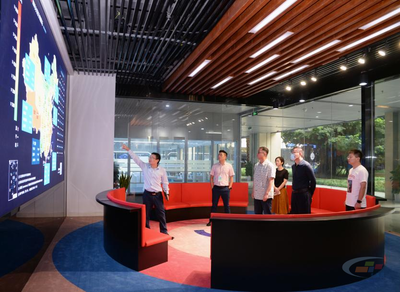 山東重山集團董事長王魯淄一行到訪中國水泥網，共商電子商務服務新篇章