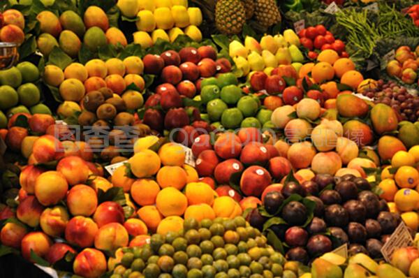 品味地中海陽光 巴塞羅那的新鮮水果與蔬菜